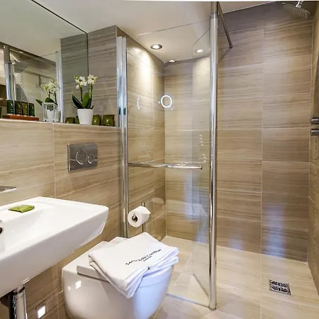 Apartment Cocoa River - Two Bed, Two Bath With Allocated Parking *