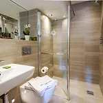 Apartment Cocoa River - Quiet Centre, Close To The Shambles, On The River, Two Bed, Two Bath, Allocated Parking *