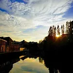 Cocoa River - Quiet Centre, Close To The Shambles, On The River, Two Bed, Two Bath, Allocated Parking Apartment